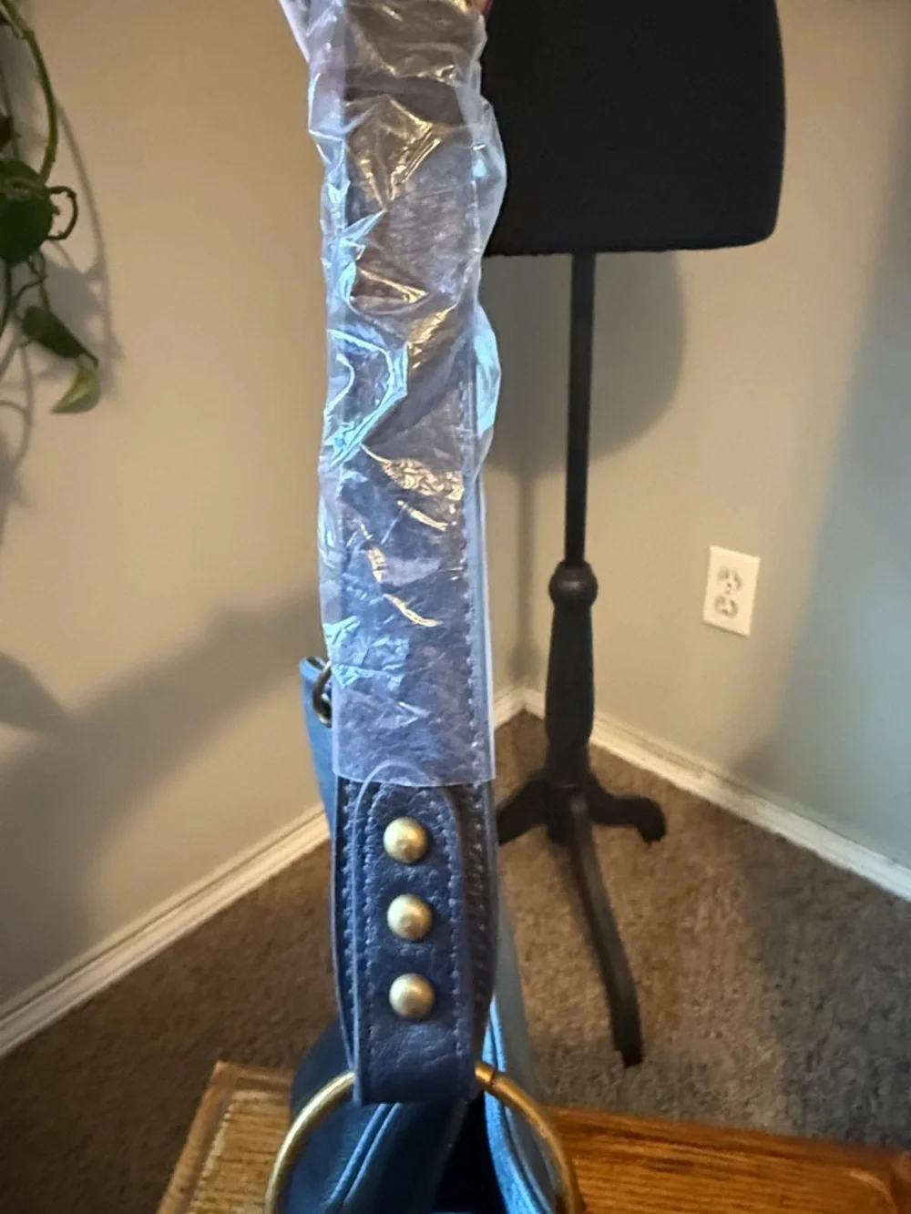 Wrangler Two-Tone Blue Shoulder Tote - Picture 5 of 5